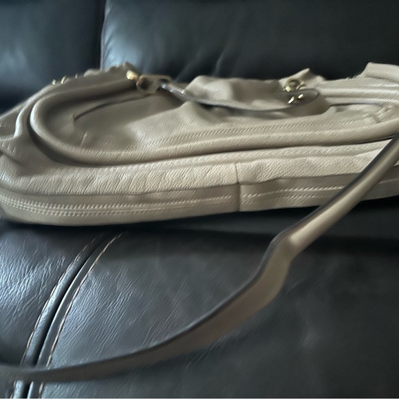 Chloe Large Paraty Bag - Picture 15 of 15